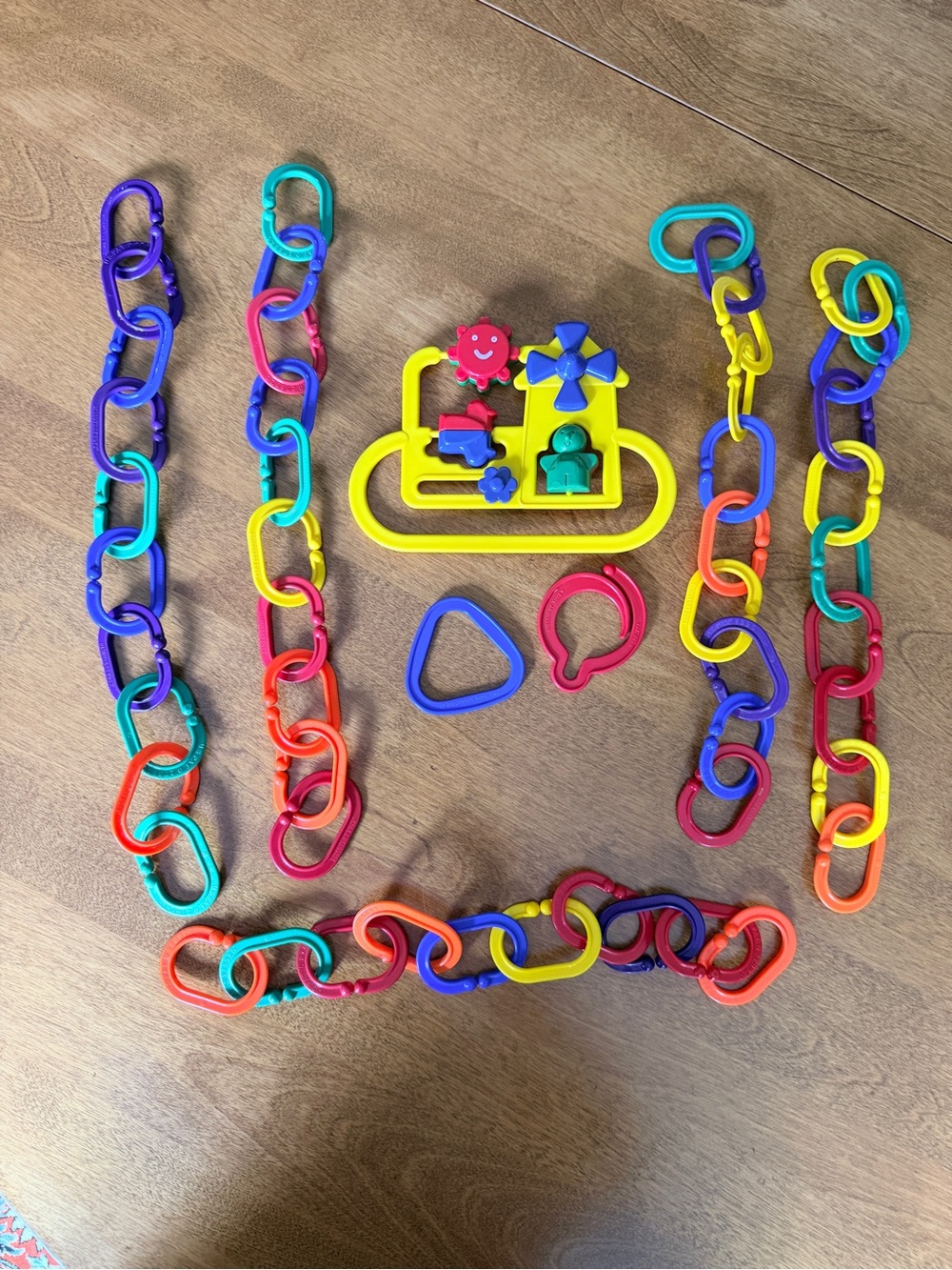 Discovery Toys Boomering Links - EUC 50 Pieces Plus Toy